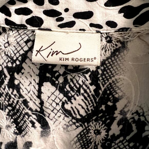 Kim Rogers Women's Button Down Shirt Size Medium Zebra Leopard Print Black White - Picture 3 of 10